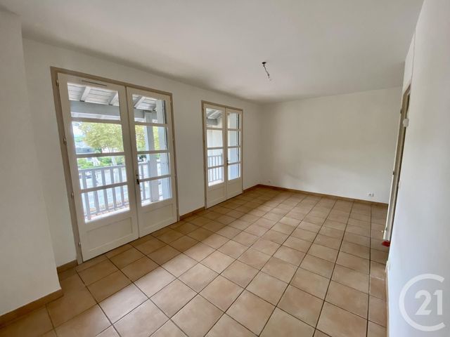 Appartement F3 à louer - 3 pièces - 57.21 m2 - SALIES DU SALAT - 31 - MIDI-PYRENEES - Century 21 Pyrénées Immo