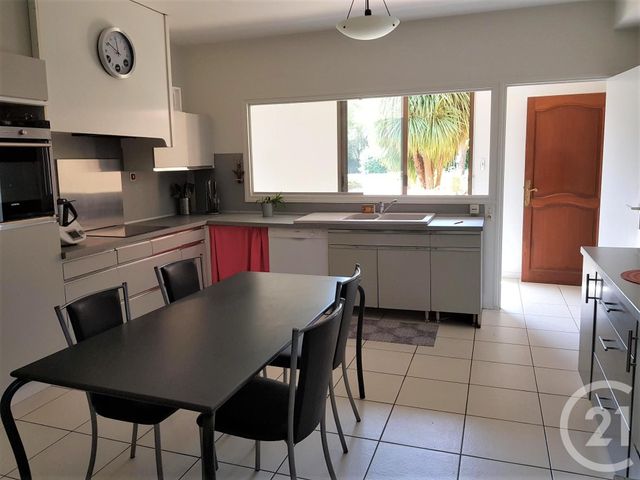Afficher la photo en grand maison à vendre - 10 pièces - 312.0 m2 - SALIES DU SALAT - 31 - MIDI-PYRENEES - Century 21 Pyrénées Immo