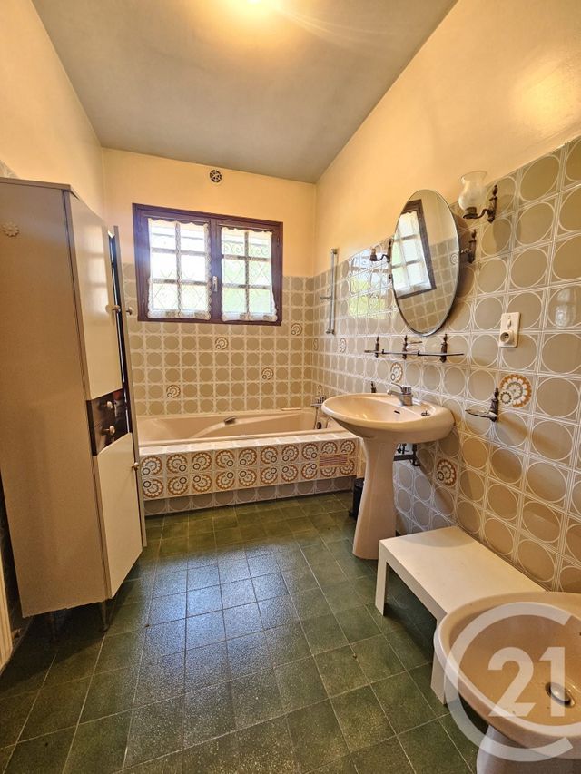 maison à vendre - 8 pièces - 207.0 m2 - ARNAUD GUILHEM - 31 - MIDI-PYRENEES - Century 21 Pyrénées Immo