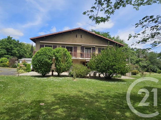 maison à vendre - 8 pièces - 207.0 m2 - ARNAUD GUILHEM - 31 - MIDI-PYRENEES - Century 21 Pyrénées Immo