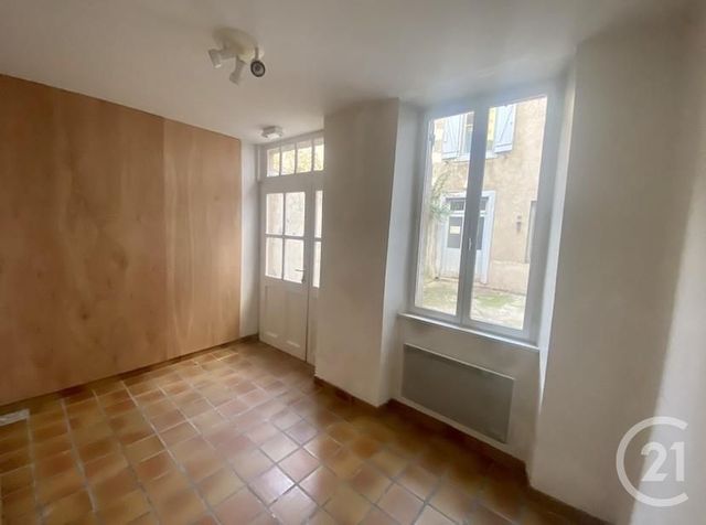 Appartement F4 à louer - 5 pièces - 58.19 m2 - SALIES DU SALAT - 31 - MIDI-PYRENEES - Century 21 Pyrénées Immo