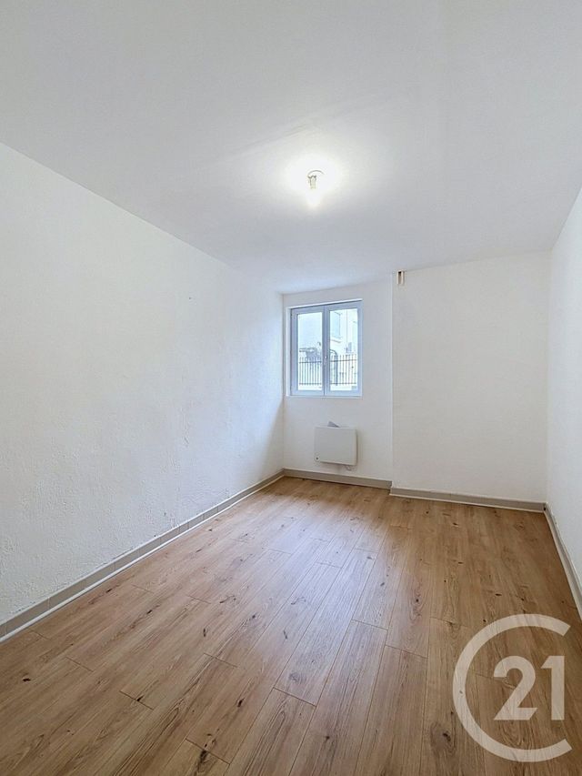 Appartement à louer - 2 pièces - 59.78 m2 - SALIES DU SALAT - 31 - MIDI-PYRENEES - Century 21 Pyrénées Immo